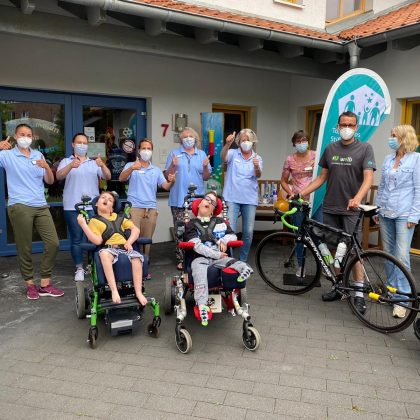 Stefan Welb vor dem Kinderhaus in Viersen