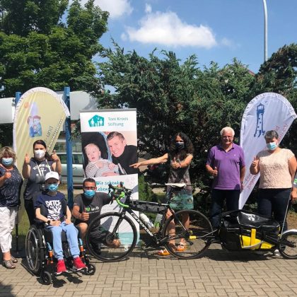 Stefan Welb vor dem ambulanten Kinderhospizdienst in Greifswald